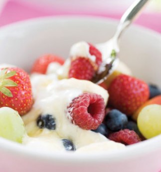Berries & yogurt
