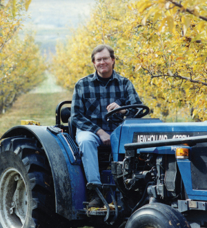 Scott Leach, Scott Leach Orchards