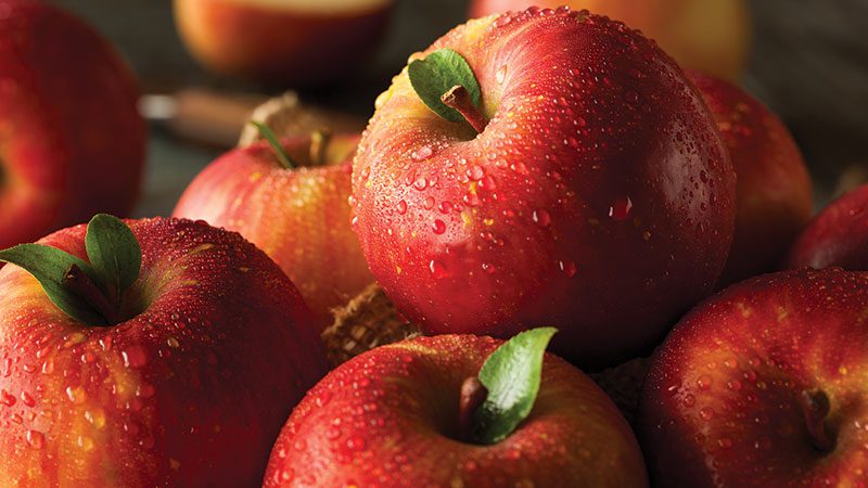 red apples
